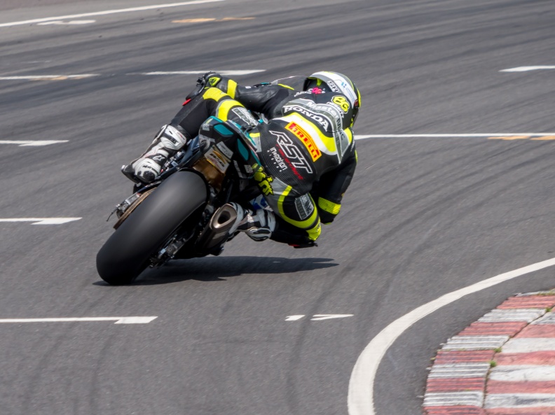 Motorcycle National (by NG Road Racing) on Sunday 28th July 2024 at Castle Combe Race Circuit