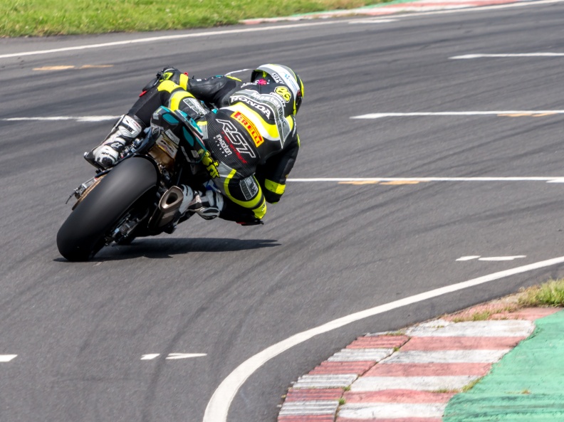 Motorcycle National (by NG Road Racing) on Sunday 28th July 2024 at Castle Combe Race Circuit