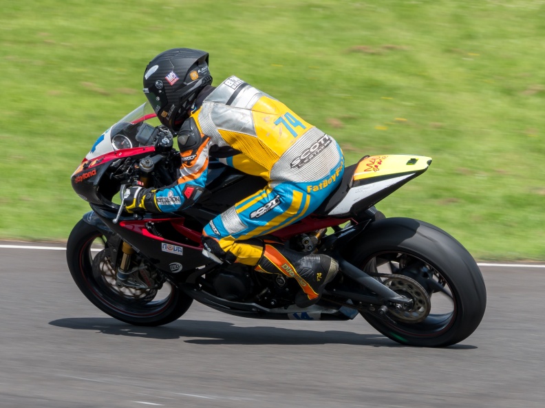 Motorcycle National (by NG Road Racing) on Sunday 28th July 2024 at Castle Combe Race Circuit