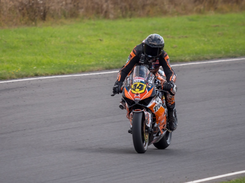 Motorcycle National (by NG Road Racing) on Sunday 28th July 2024 at Castle Combe Race Circuit