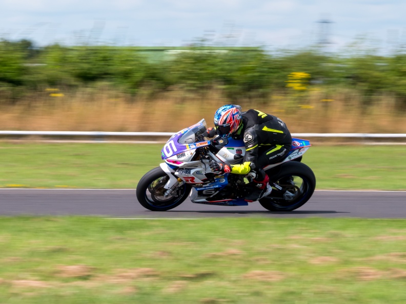 Motorcycle National (by NG Road Racing) on Sunday 28th July 2024 at Castle Combe Race Circuit