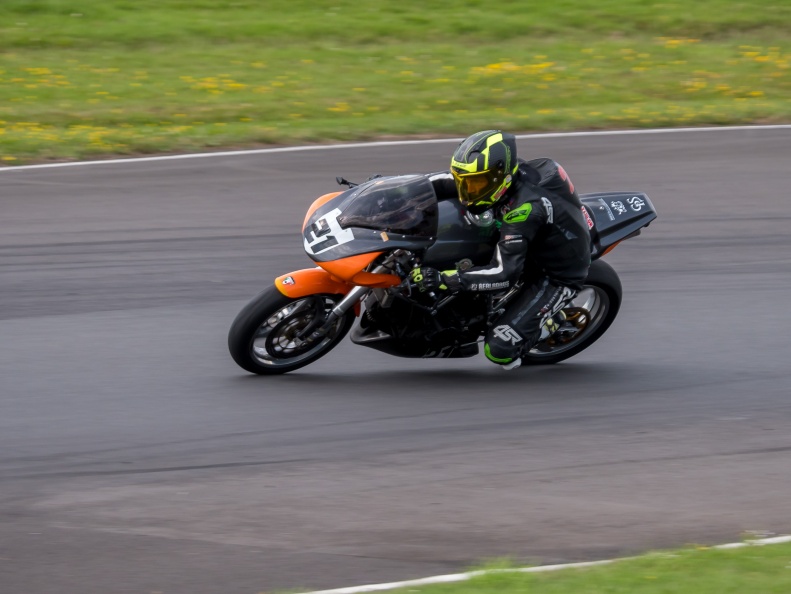 Motorcycle National (by NG Road Racing) on Sunday 28th July 2024 at Castle Combe Race Circuit