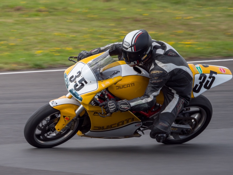 Motorcycle National (by NG Road Racing) on Sunday 28th July 2024 at Castle Combe Race Circuit