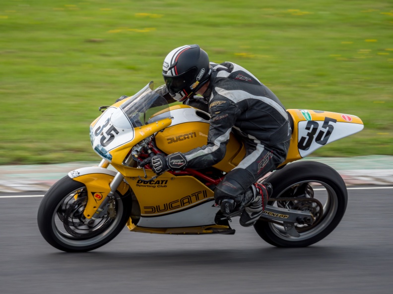 Motorcycle National (by NG Road Racing) on Sunday 28th July 2024 at Castle Combe Race Circuit