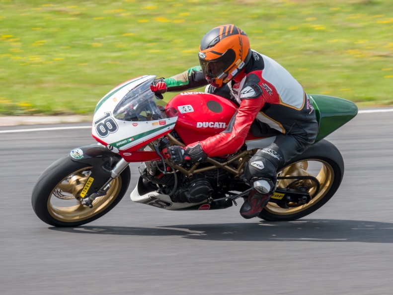 Motorcycle National (by NG Road Racing) on Sunday 28th July 2024 at Castle Combe Race Circuit