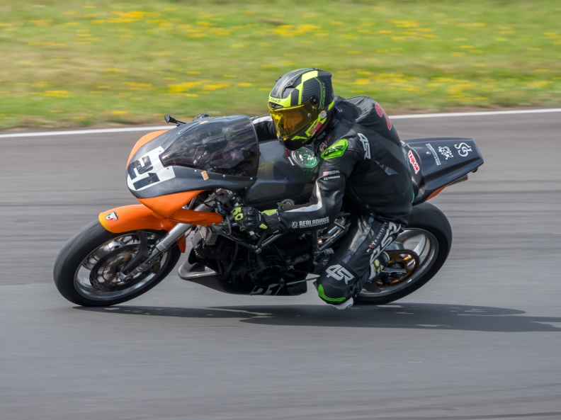Motorcycle National (by NG Road Racing) on Sunday 28th July 2024 at Castle Combe Race Circuit