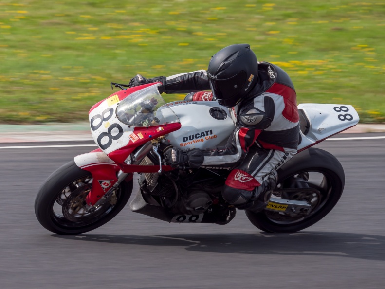 Motorcycle National (by NG Road Racing) on Sunday 28th July 2024 at Castle Combe Race Circuit