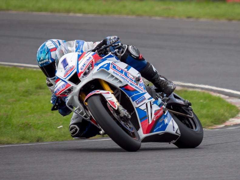 Motorcycle National (by NG Road Racing) on Sunday 28th July 2024 at Castle Combe Race Circuit
