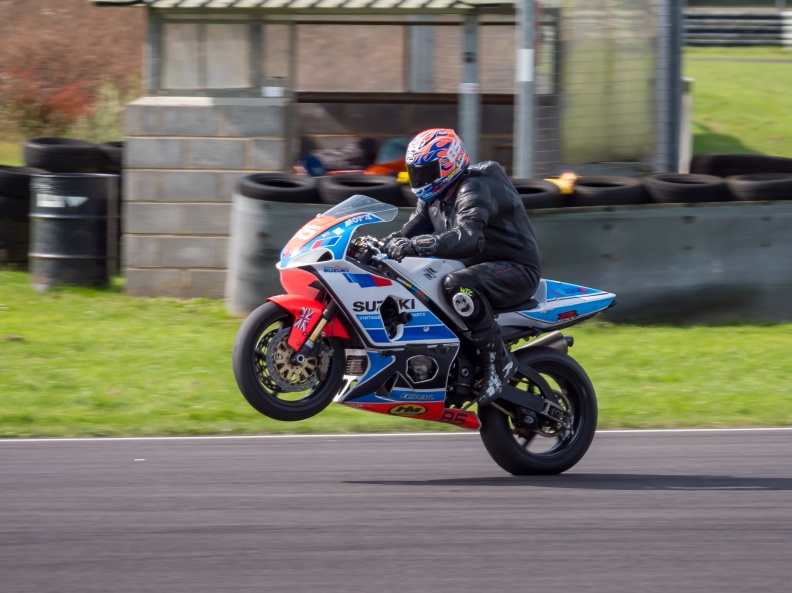 Motorcycle National (by NG Road Racing) on Sunday 28th July 2024 at Castle Combe Race Circuit